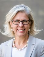 Gabi Badertscher Porträt von Gabi Badertscher, Lehrtrainerin Systemisches Coaching (SG)